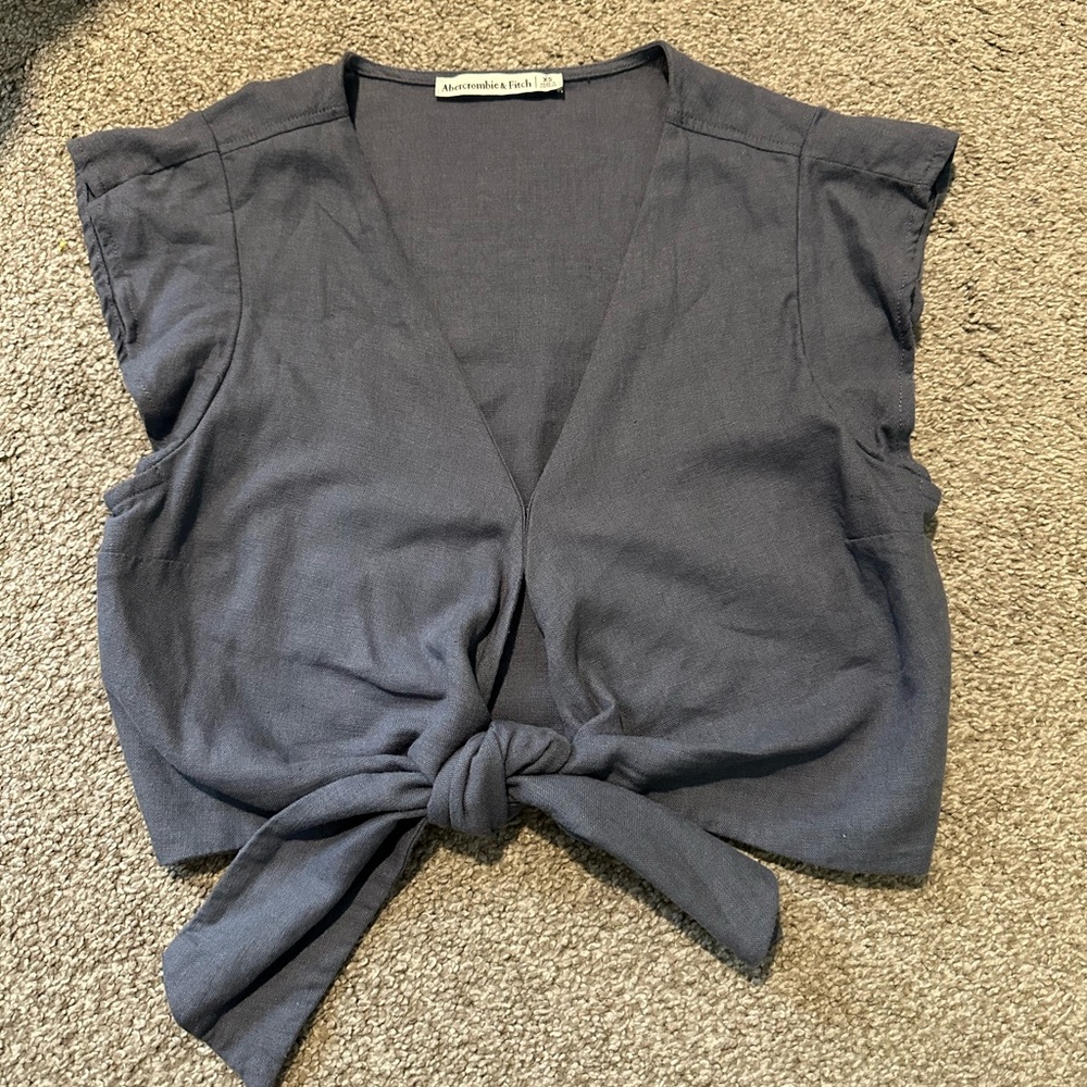 Abercrombie and Fitch Cropped Front Tie Top